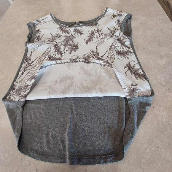 EDISTA Women's Cap Sleeves Multi-Floral Leaves Print Top w/Solid Knit Back - SML - Picture 11 of 11